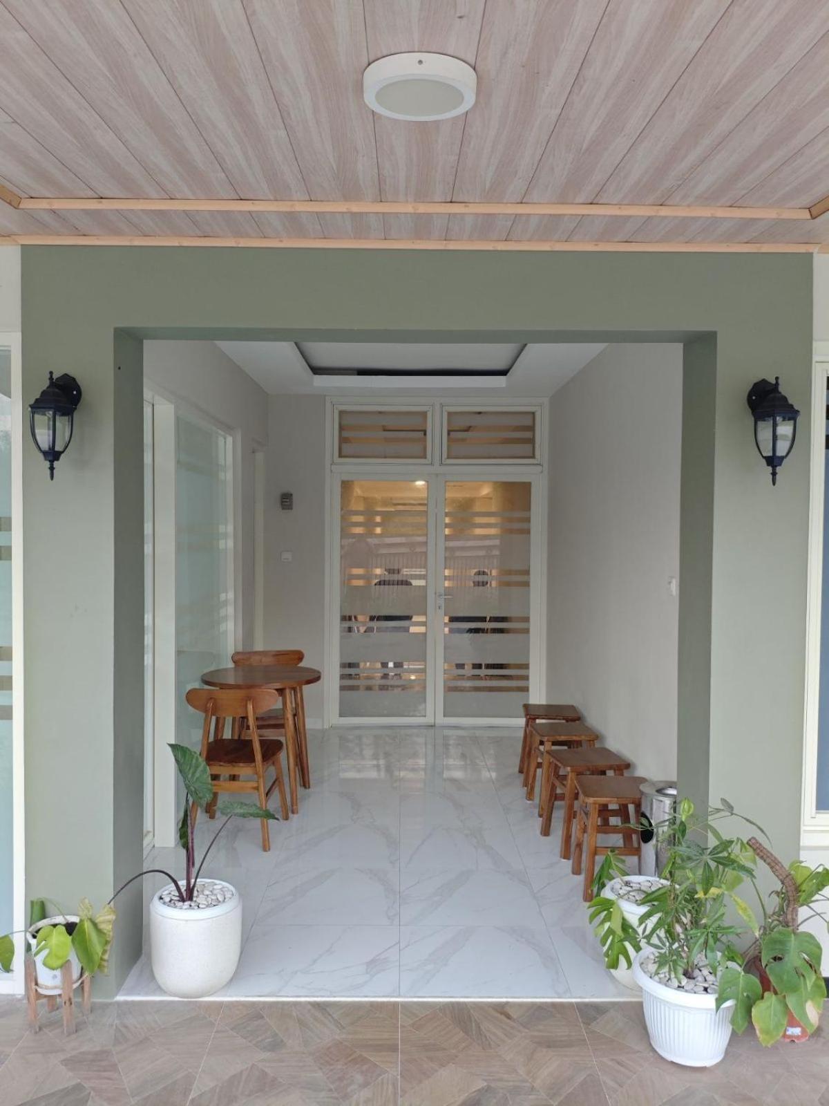 El Nipa Hotel Labuan Bajo Ngoại thất bức ảnh