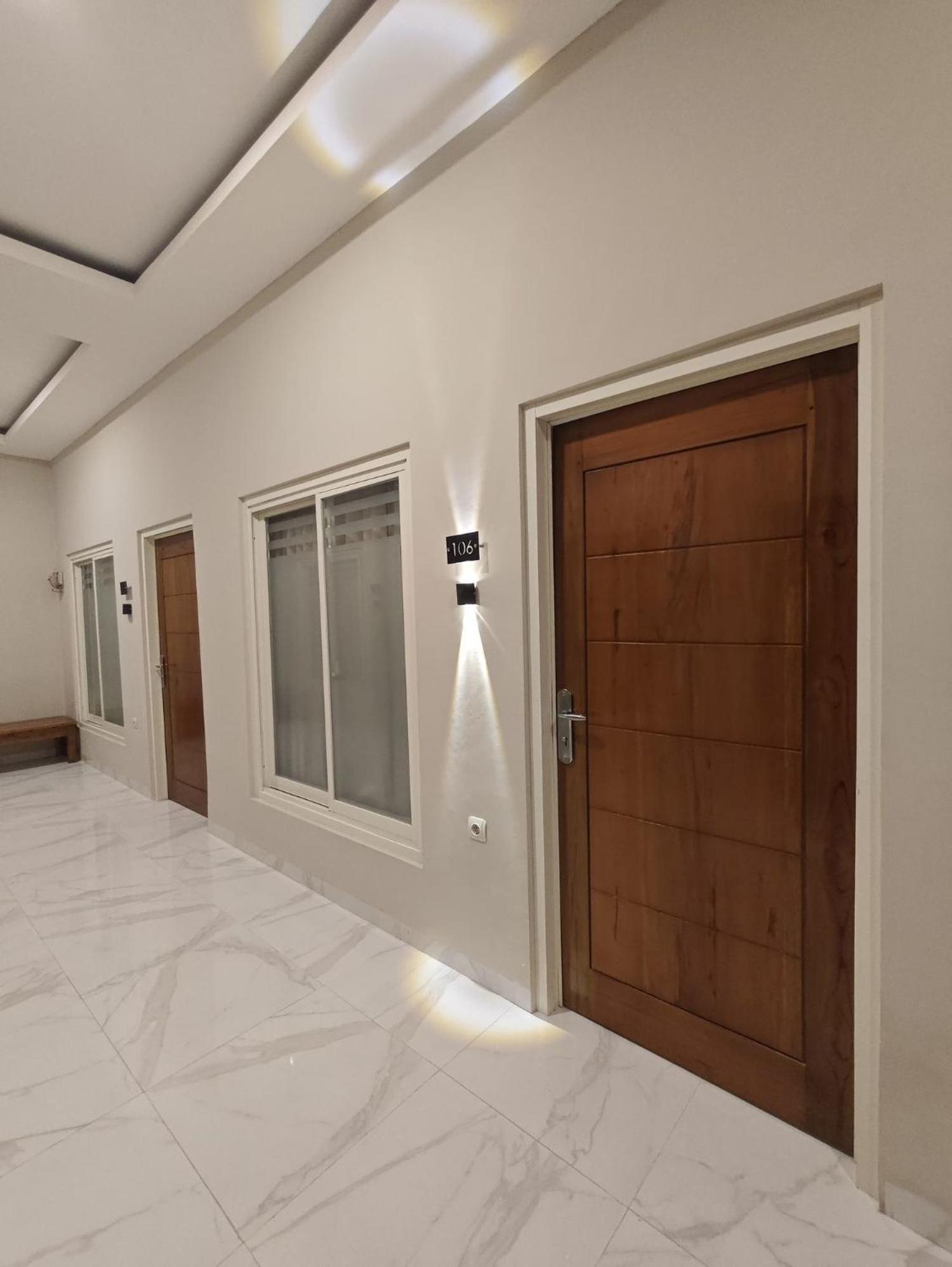 El Nipa Hotel Labuan Bajo Ngoại thất bức ảnh